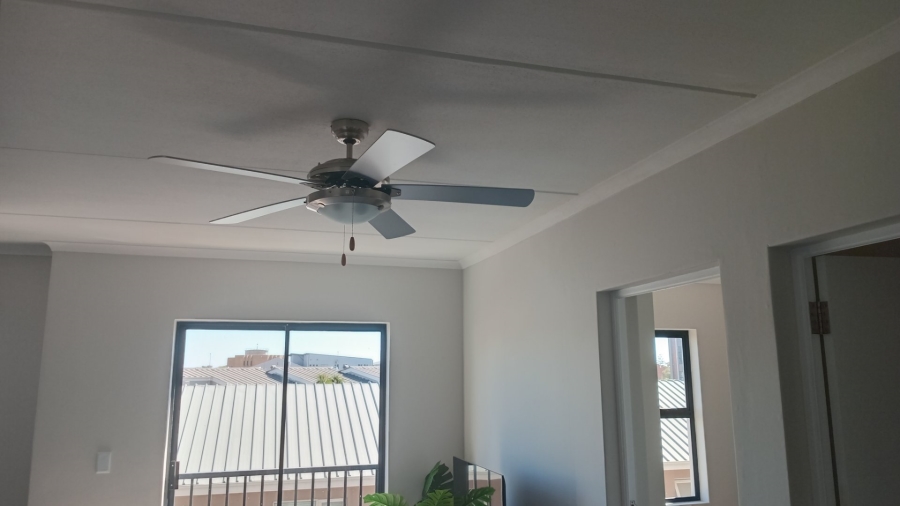2 Bedroom Property for Sale in Table View Western Cape